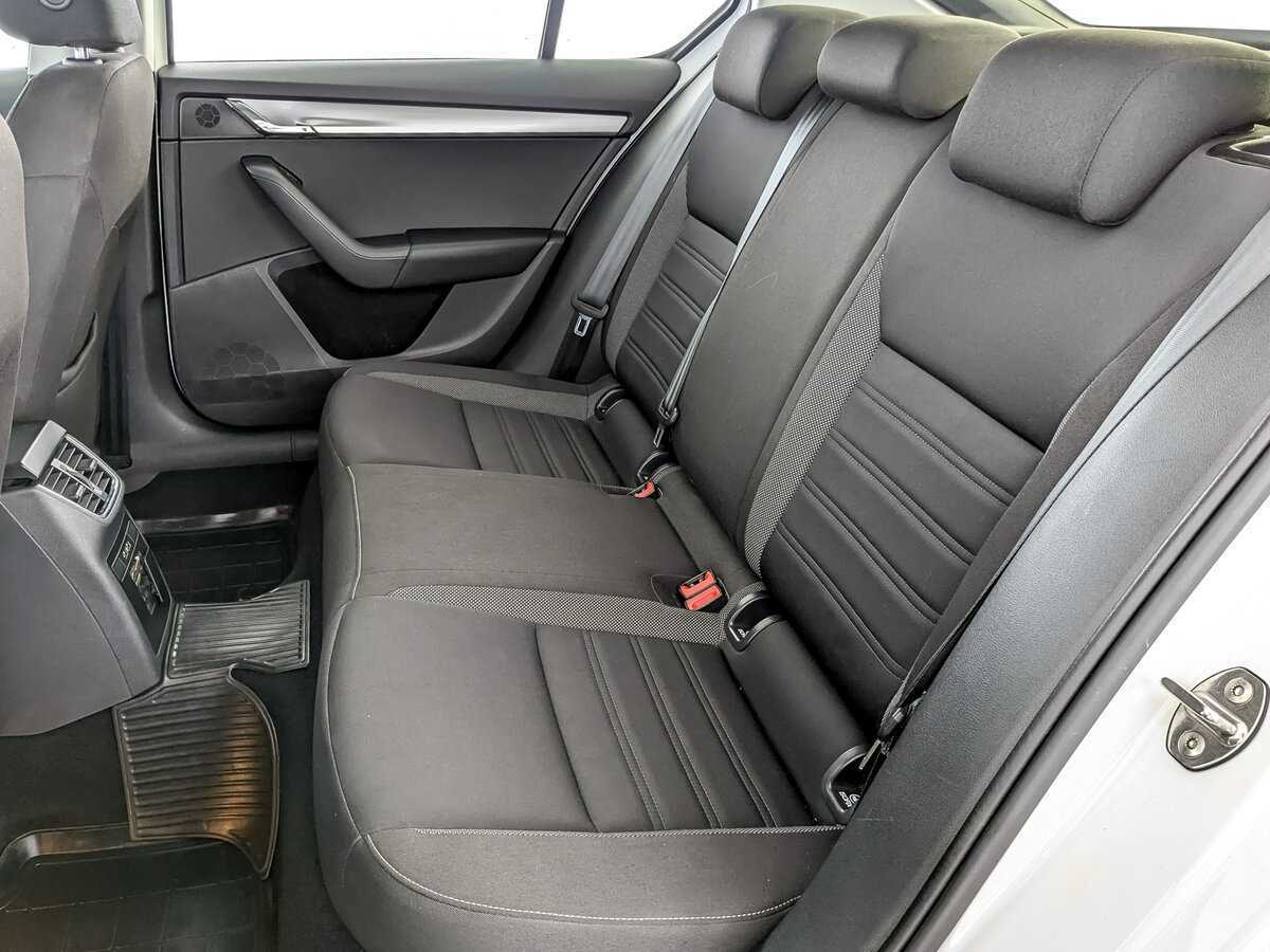 Купить Шкода Октавия, 2019, 146 821 км.. Фото: #11