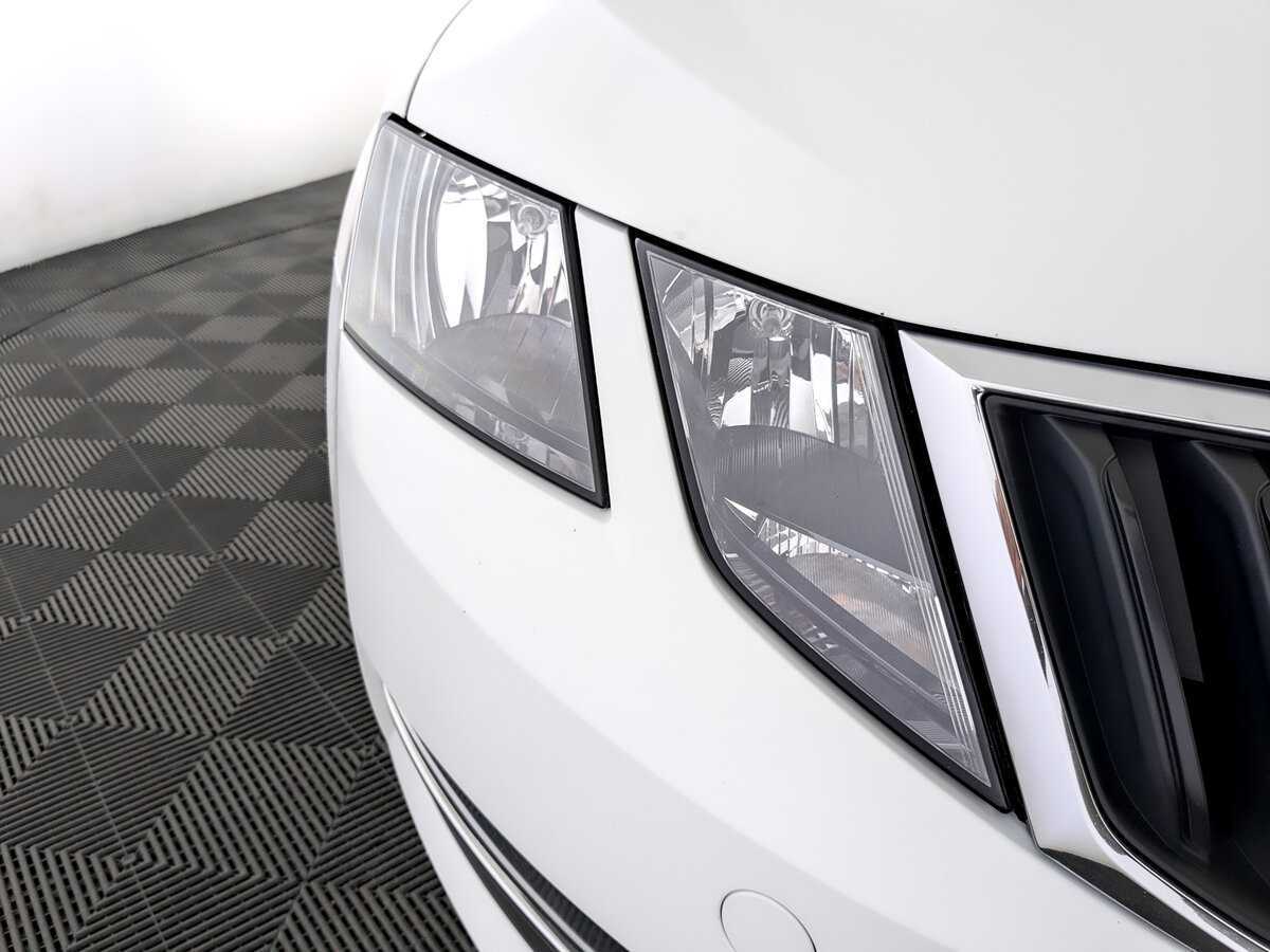 Купить Шкода Октавия, 2019, 147 437 км.. Фото: #15