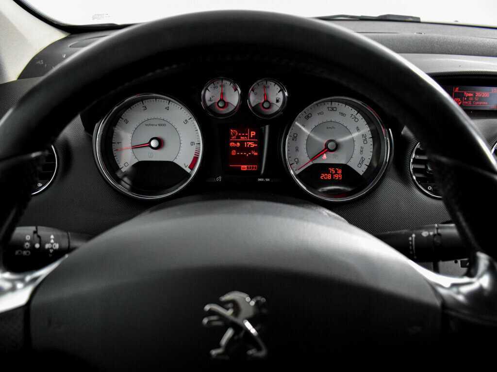 Купить Пежо 408, 2016, 208 197 км.. Фото: #15