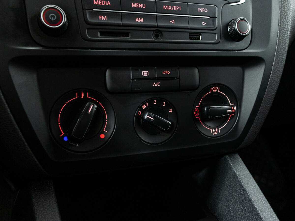 Купить Фольксваген Джетта, 2015, 63 829 км.. Фото: #15