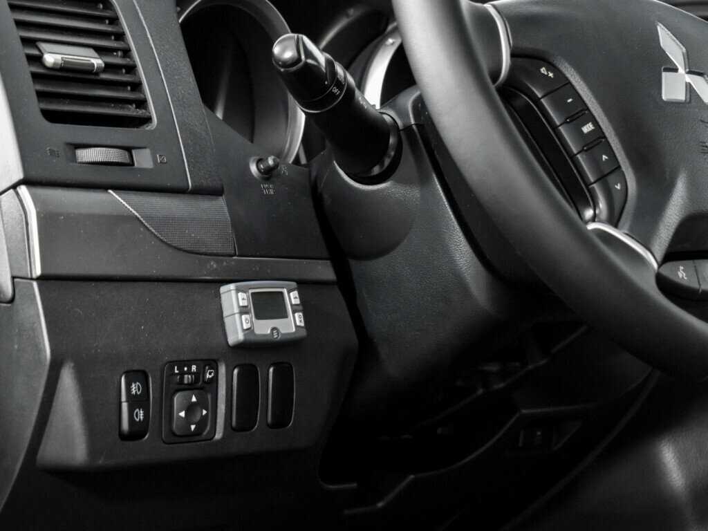 Купить Митсубиши Паджеро, 2013, 308 904 км.. Фото: #9