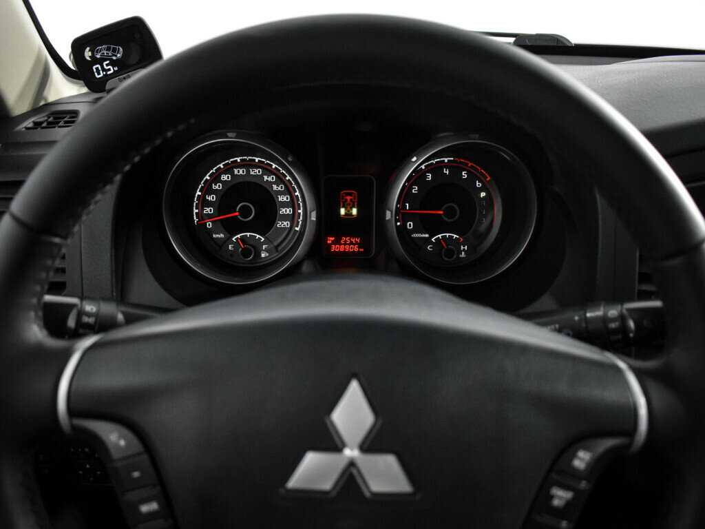 Купить Митсубиши Паджеро, 2013, 308 904 км.. Фото: #22