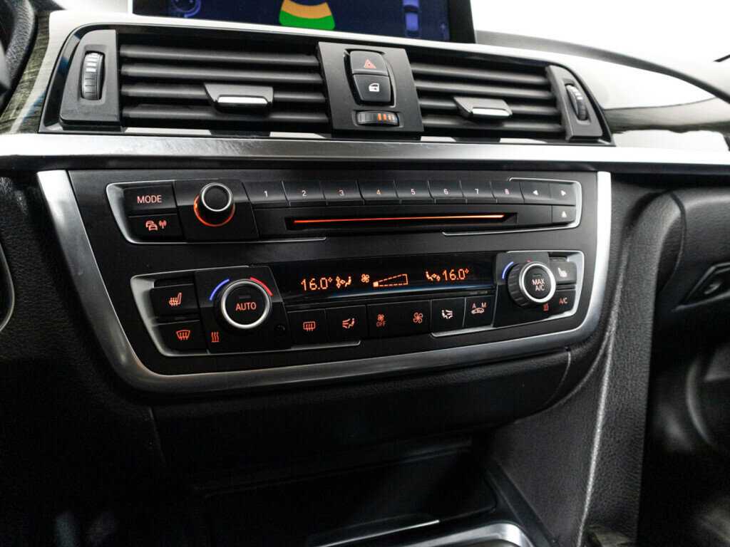 Купить БМВ 3 серии, 2012, 192 190 км.. Фото: #16