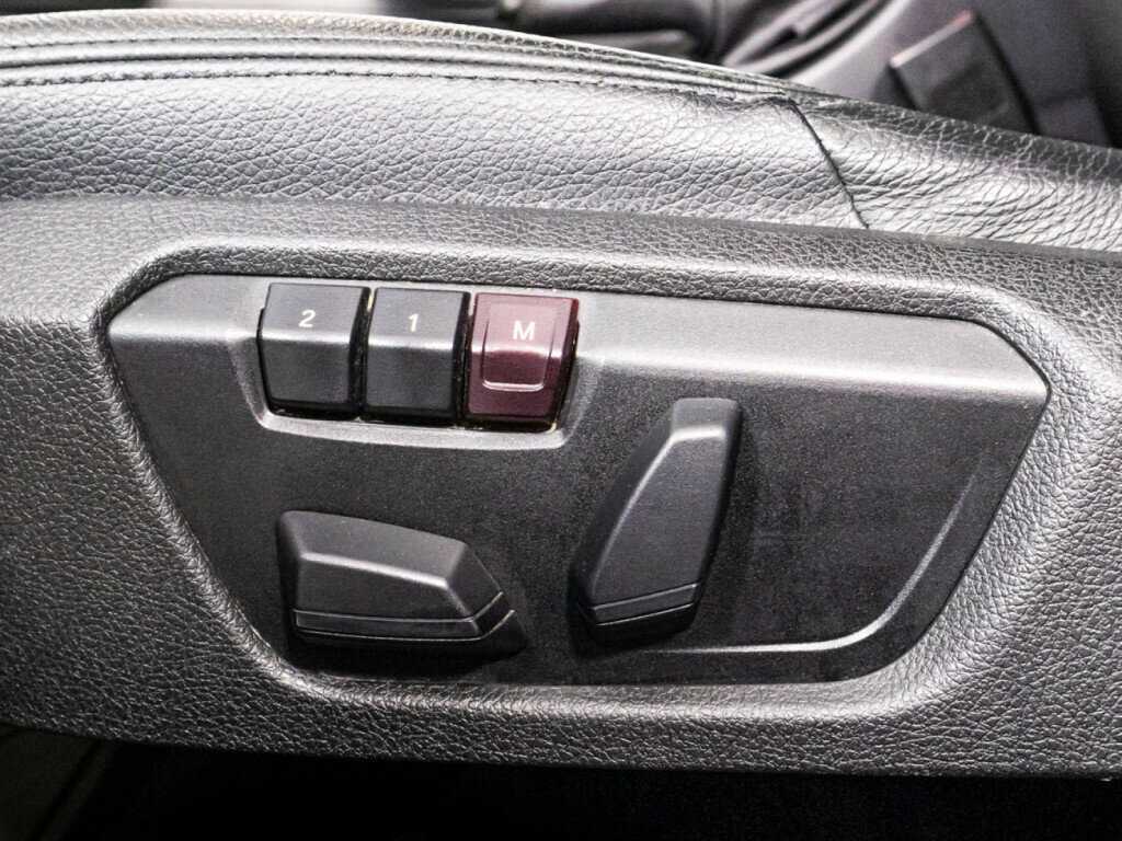 Купить БМВ 3 серии, 2012, 192 190 км.. Фото: #17