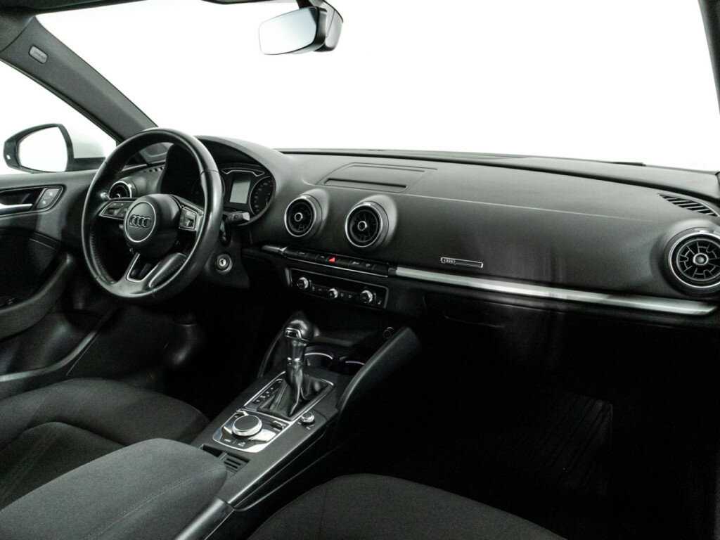 Купить Ауди А3, 2019, 129 762 км.. Фото: #8