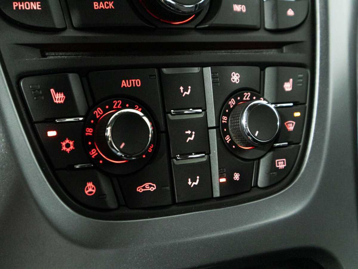 Купить Опель Астра, 2014, 78 900 км.. Фото: #14