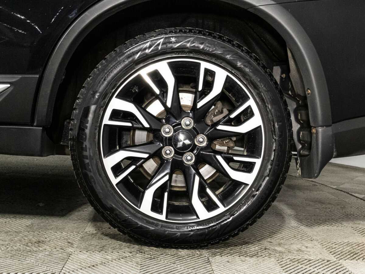 Купить Митсубиши Оутлэндер, 2021, 158 881 км.. Фото: #17