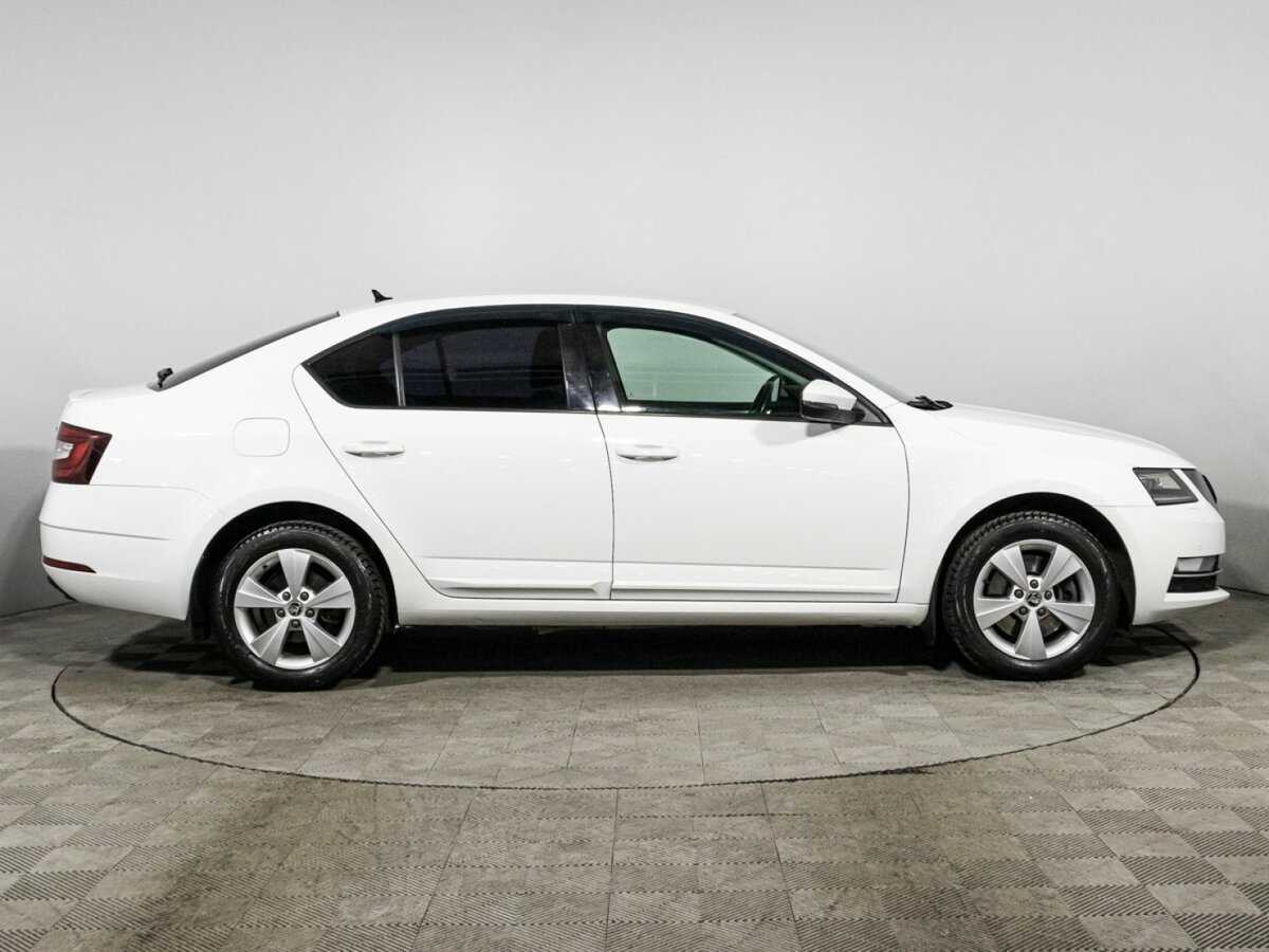 Купить Шкода Октавия, 2017, 119 479 км.. Фото: #3