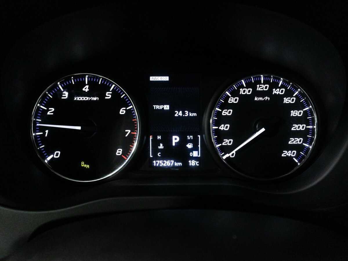 Купить Митсубиши Оутлэндер, 2020, 175 264 км.. Фото: #11