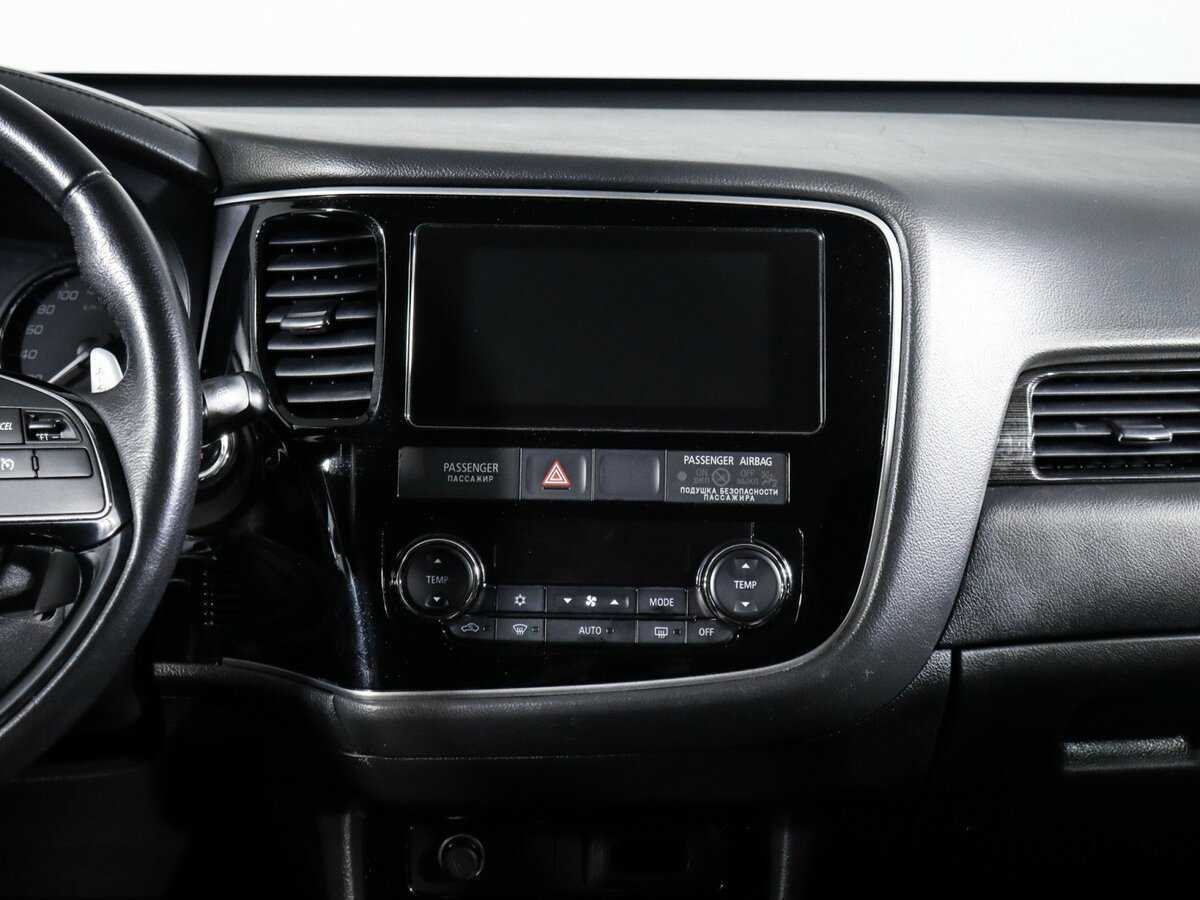 Купить Митсубиши Оутлэндер, 2018, 103 943 км.. Фото: #9