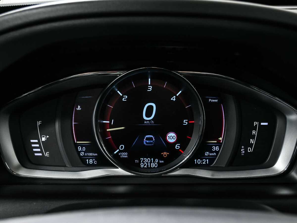 Купить Вольво ИксЦ60, 2015, 92 002 км.. Фото: #9