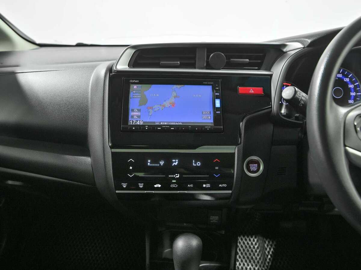 Купить Хонда Фит, 2016, 145 593 км.. Фото: #8