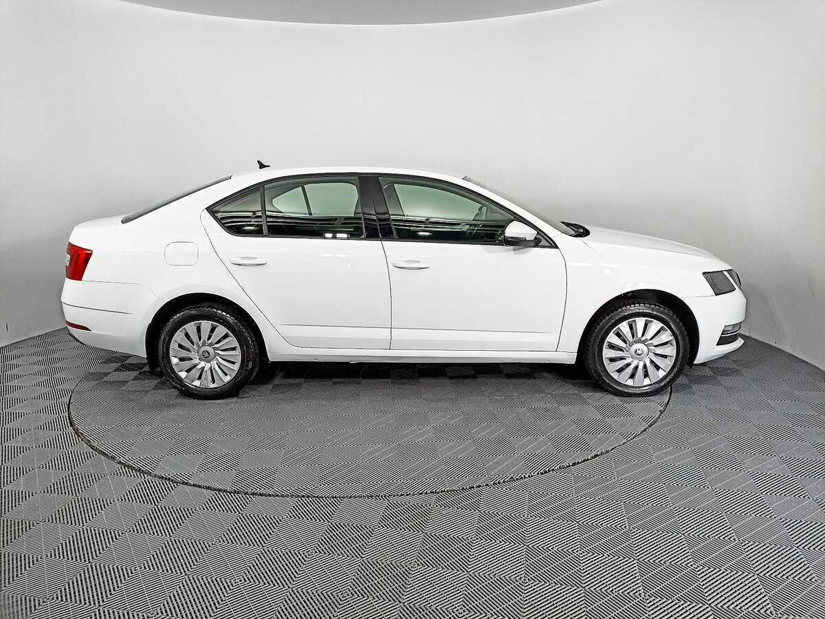 Купить Шкода Октавия, 2020, 108 120 км.. Фото: #3