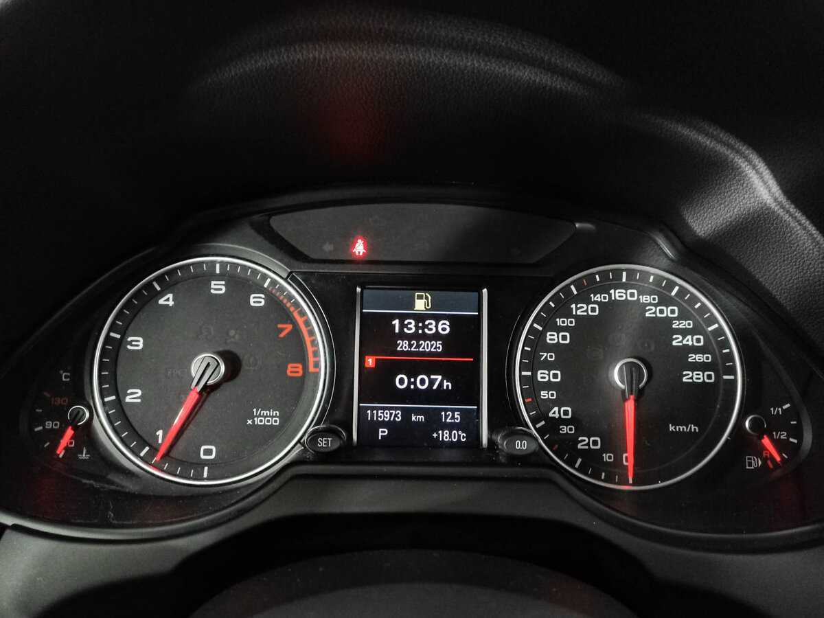 Купить Ауди К5, 2012, 116 102 км.. Фото: #8