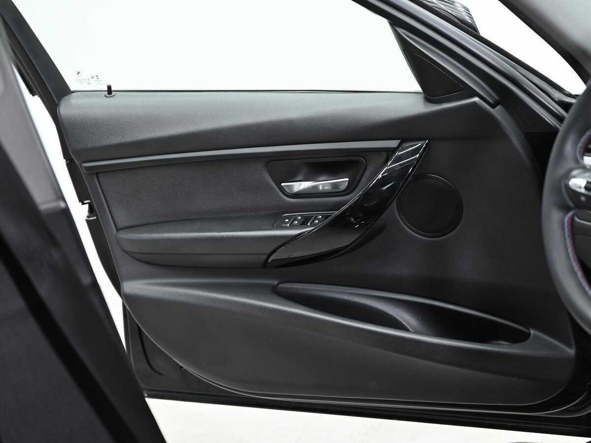 Купить БМВ 3 серии, 2017, 155 000 км.. Фото: #5