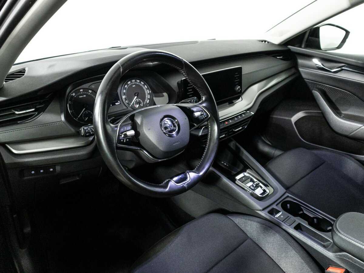 Купить Шкода Октавия, 2021, 151 776 км.. Фото: #10