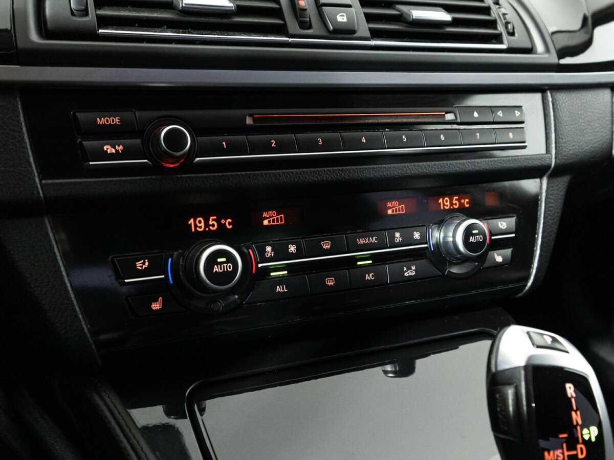 Купить БМВ 5 серии, 2012, 108 024 км.. Фото: #18