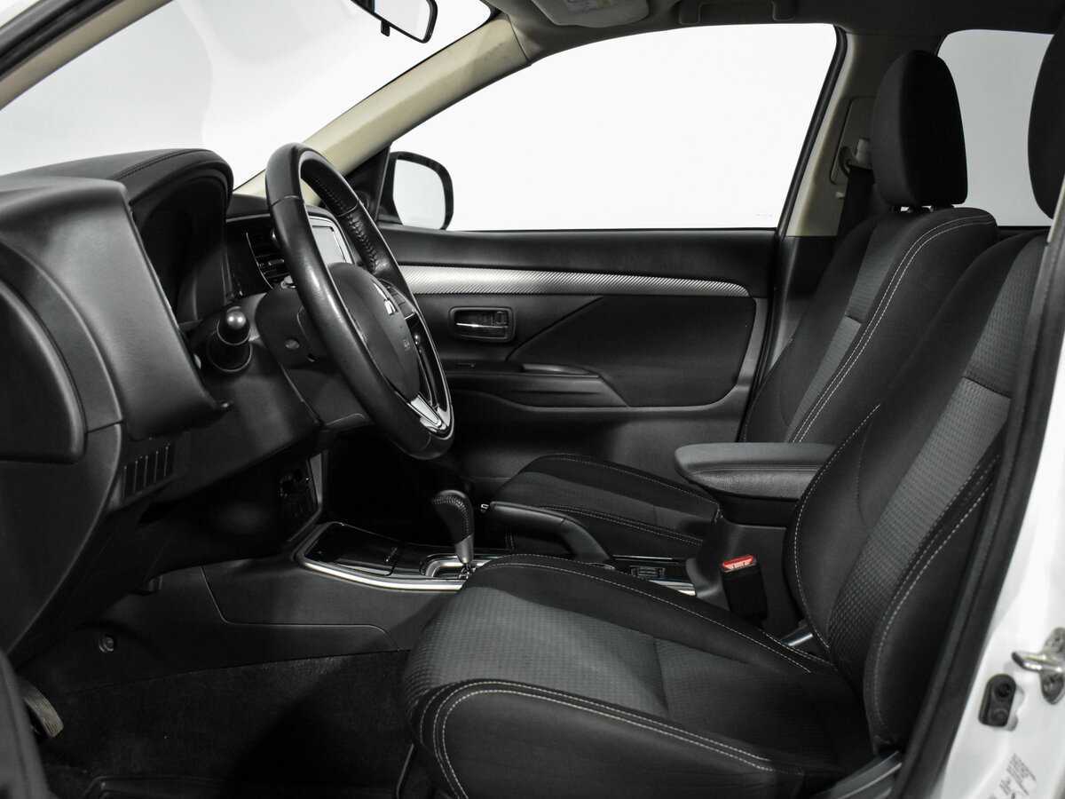 Купить Митсубиши Оутлэндер, 2018, 141 370 км.. Фото: #8