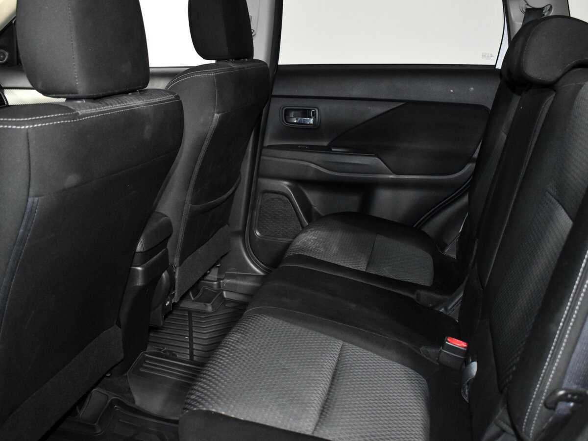 Купить Митсубиши Оутлэндер, 2018, 141 370 км.. Фото: #10