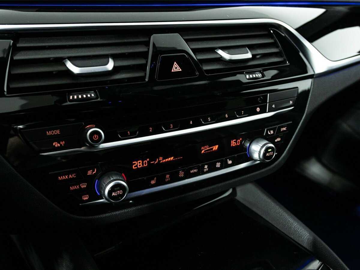 Купить БМВ 5 серии, 2017, 244 928 км.. Фото: #18