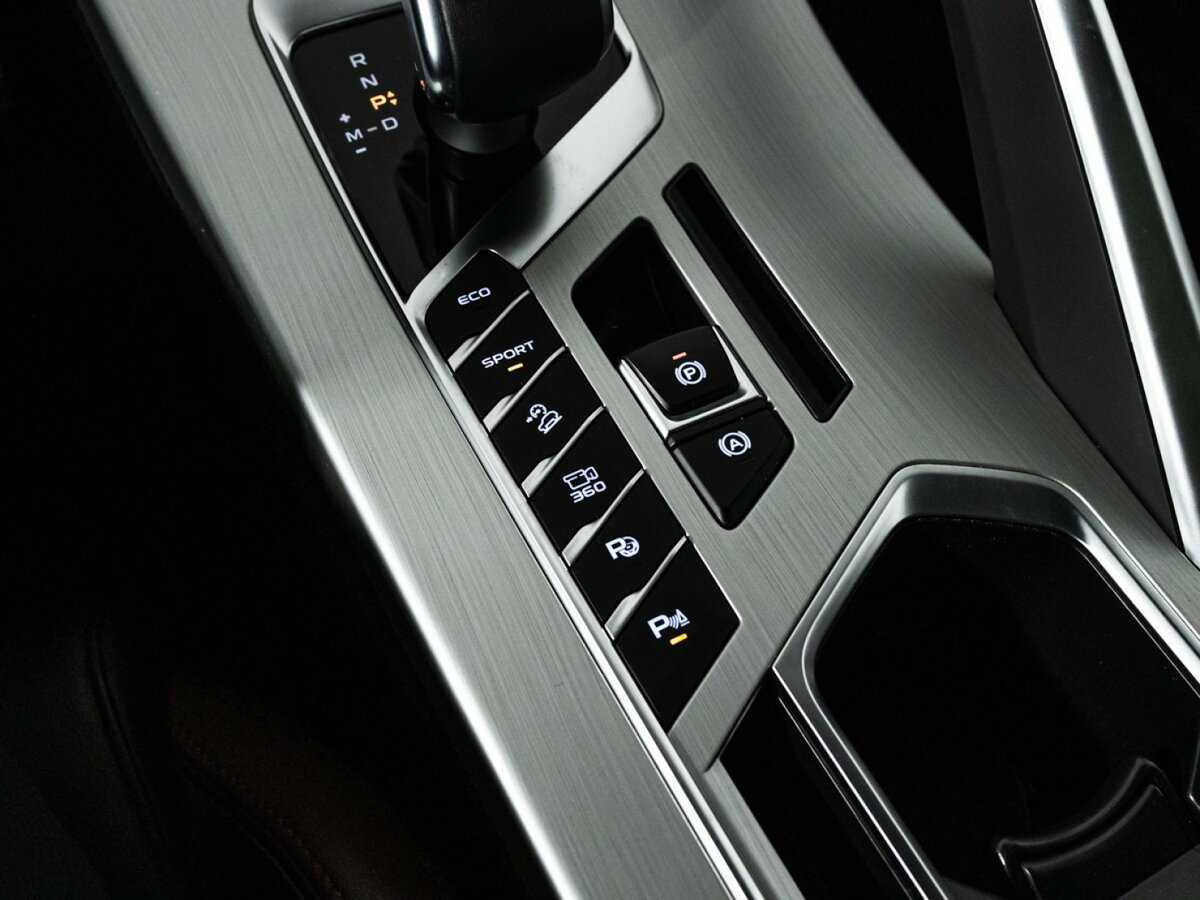 Купить Джили Кулрэй, 2021, 66 325 км.. Фото: #19