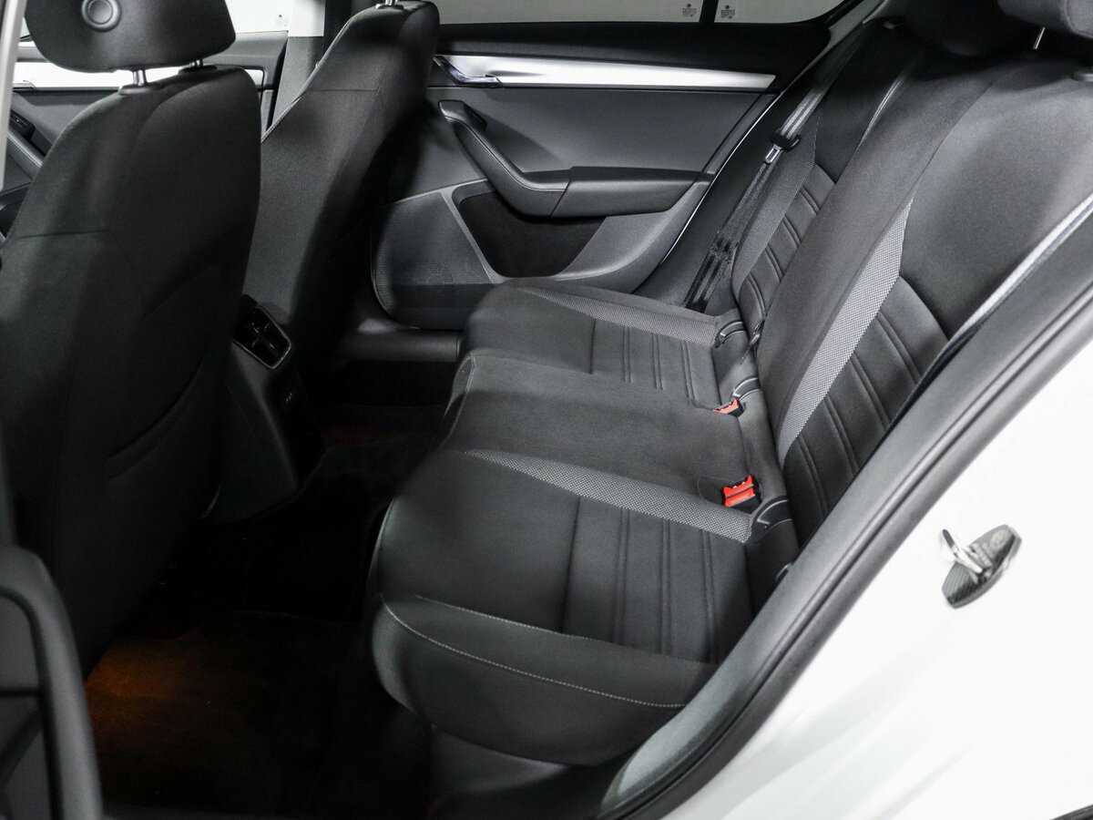 Купить Шкода Октавия, 2019, 62 500 км.. Фото: #9