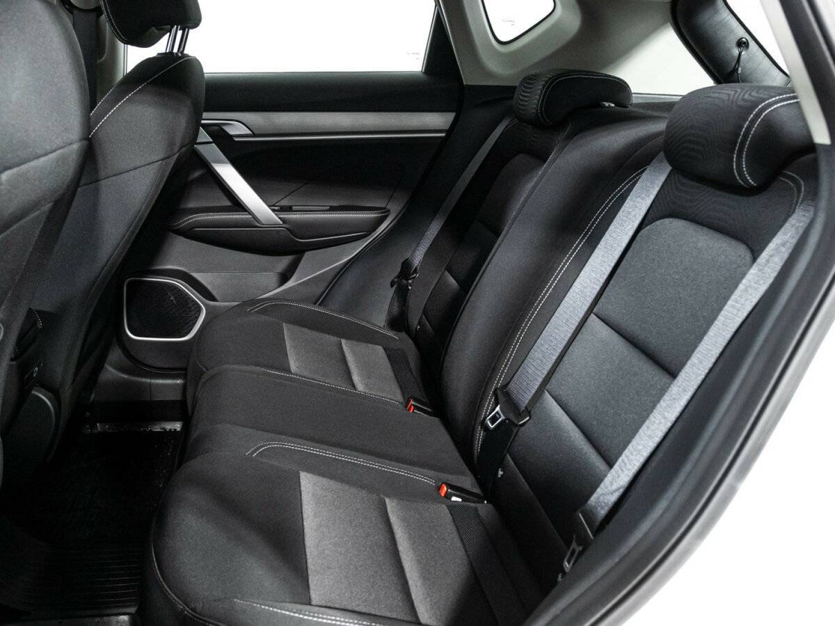 Купить Джили Кулрэй, 2022, 50 249 км.. Фото: #9