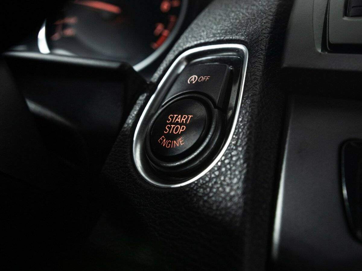 Купить БМВ 1 серии, 2013, 196 427 км.. Фото: #17