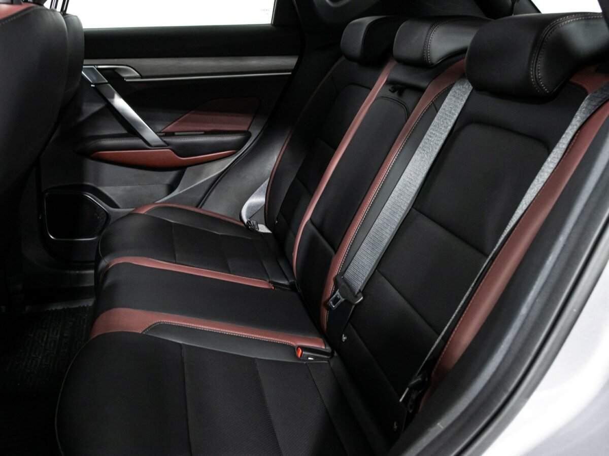 Купить Джили Кулрэй, 2023, 26 868 км.. Фото: #9