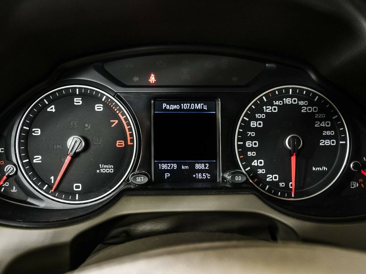 Купить Ауди К5, 2013, 196 200 км.. Фото: #9