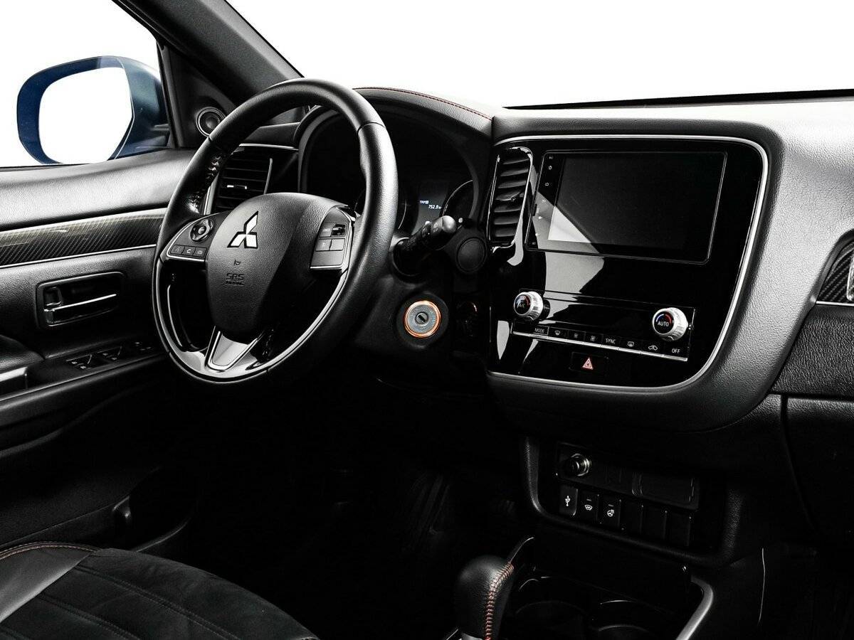 Купить Митсубиши Оутлэндер, 2020, 100 600 км.. Фото: #7