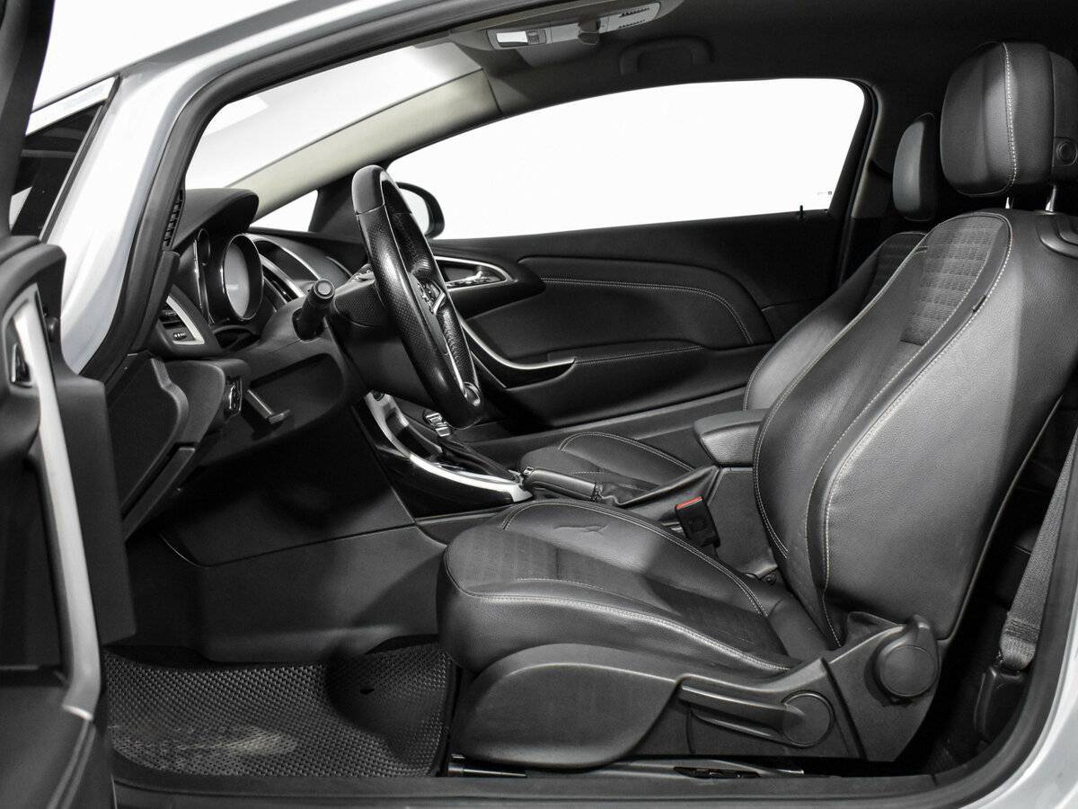 Купить Опель Астра, 2012, 200 110 км.. Фото: #9