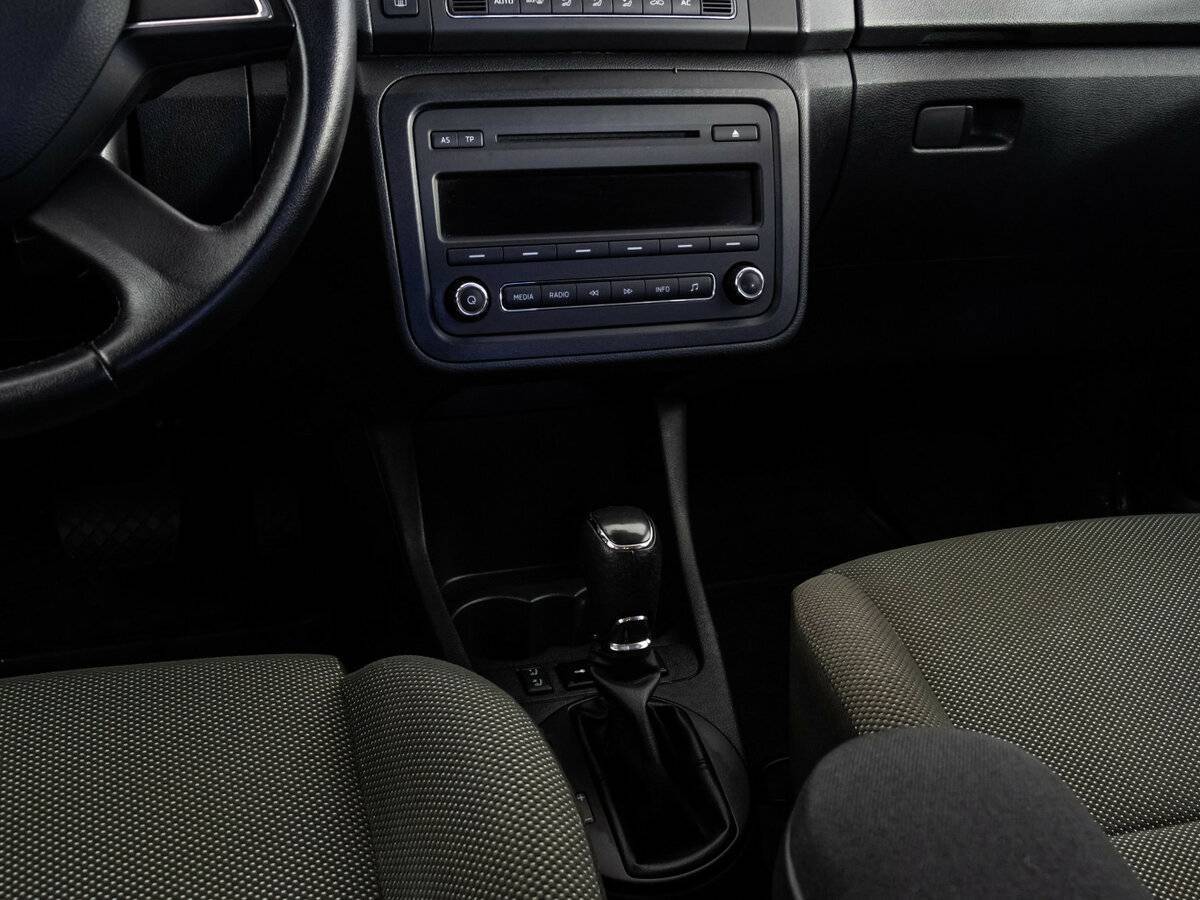 Купить Шкода Фабия, 2013, 102 111 км.. Фото: #12