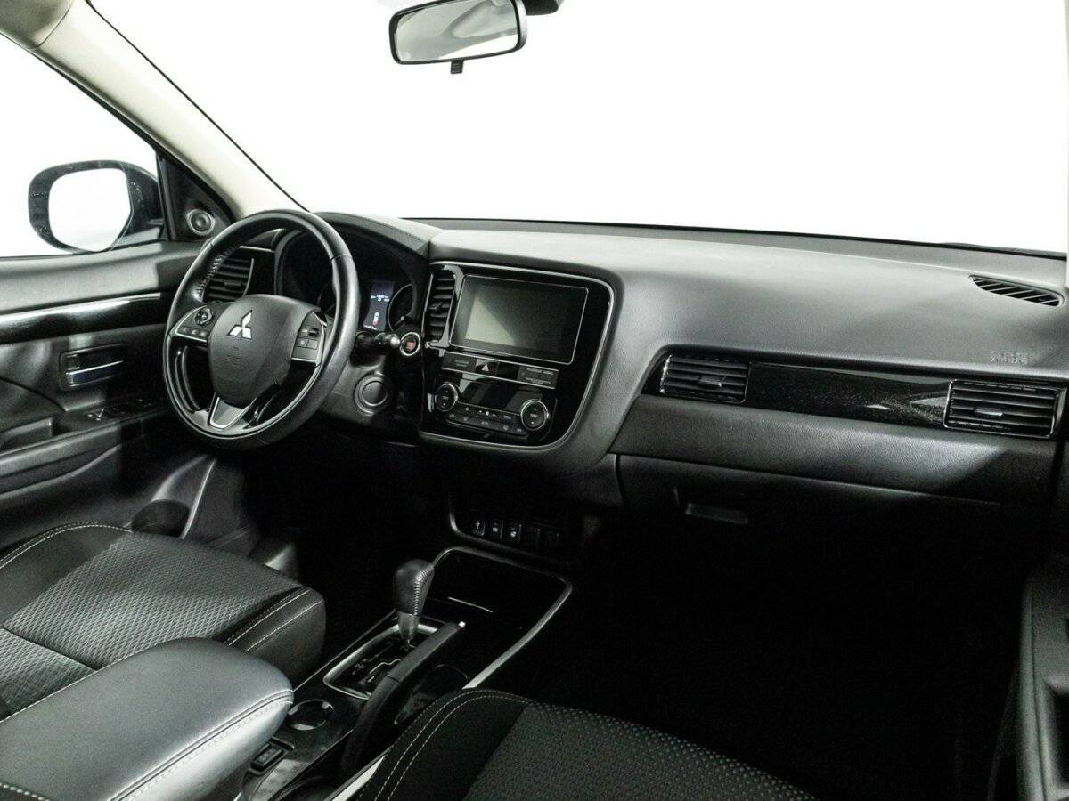 Купить Митсубиши Оутлэндер, 2018, 121 456 км.. Фото: #8