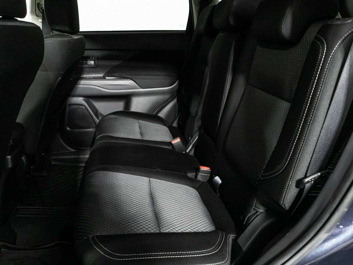 Купить Митсубиши Оутлэндер, 2018, 121 456 км.. Фото: #9