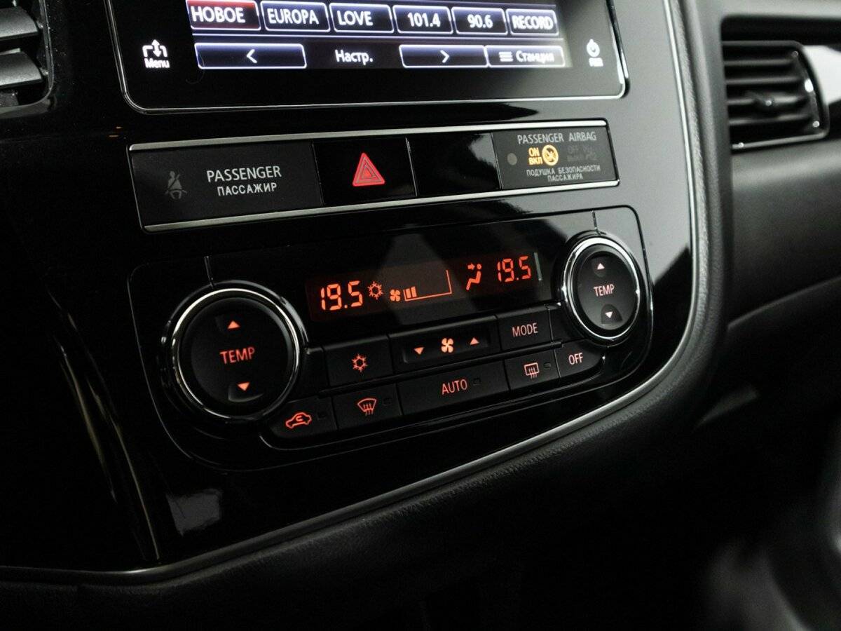 Купить Митсубиши Оутлэндер, 2018, 121 456 км.. Фото: #15