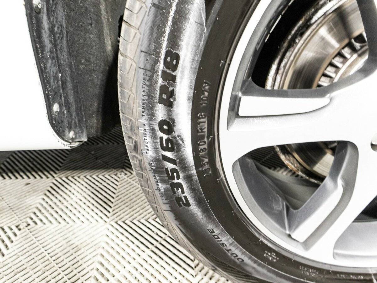 Купить Вольво ИксЦ60, 2014, 131 343 км.. Фото: #5