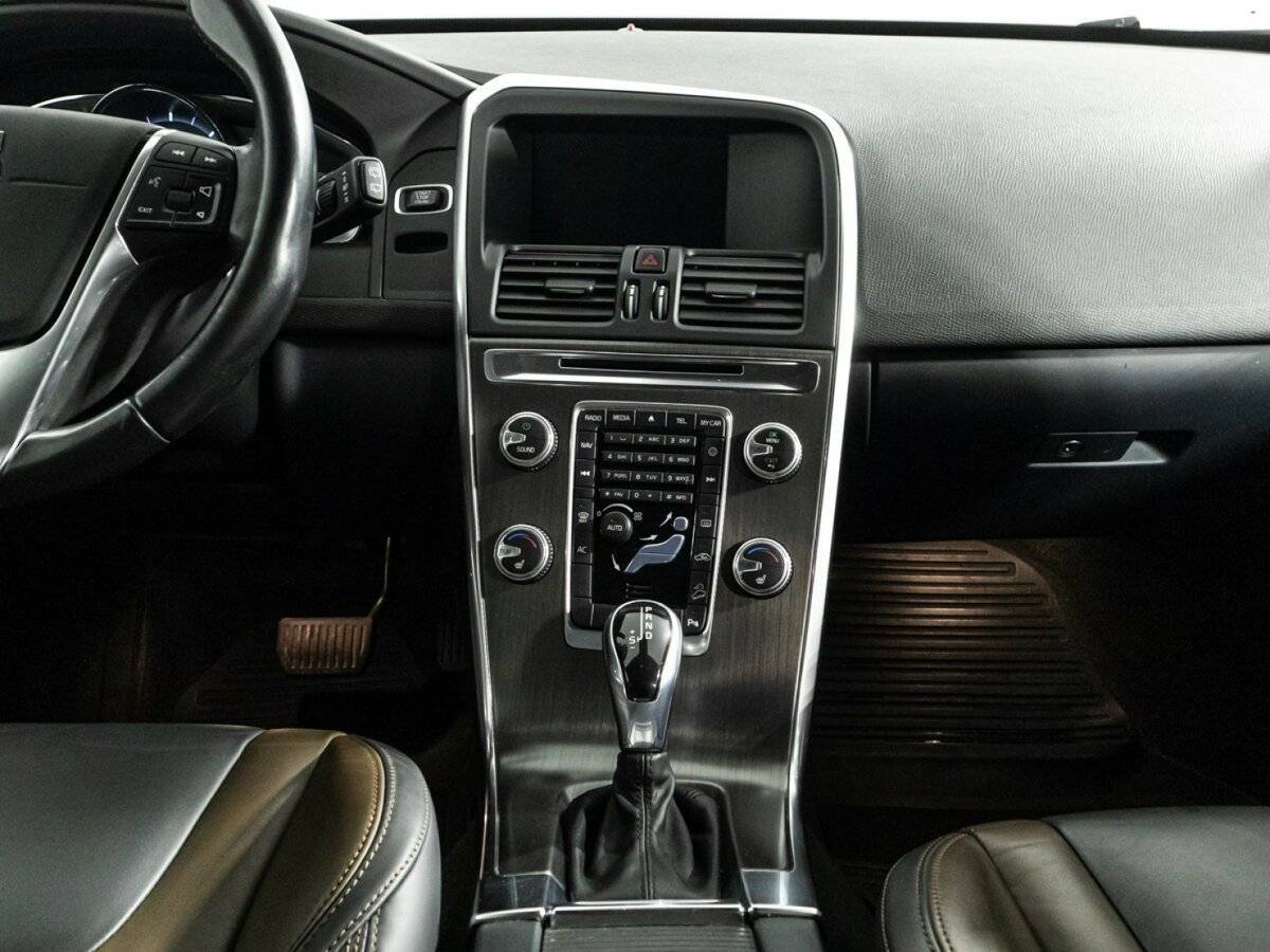 Купить Вольво ИксЦ60, 2014, 131 343 км.. Фото: #14