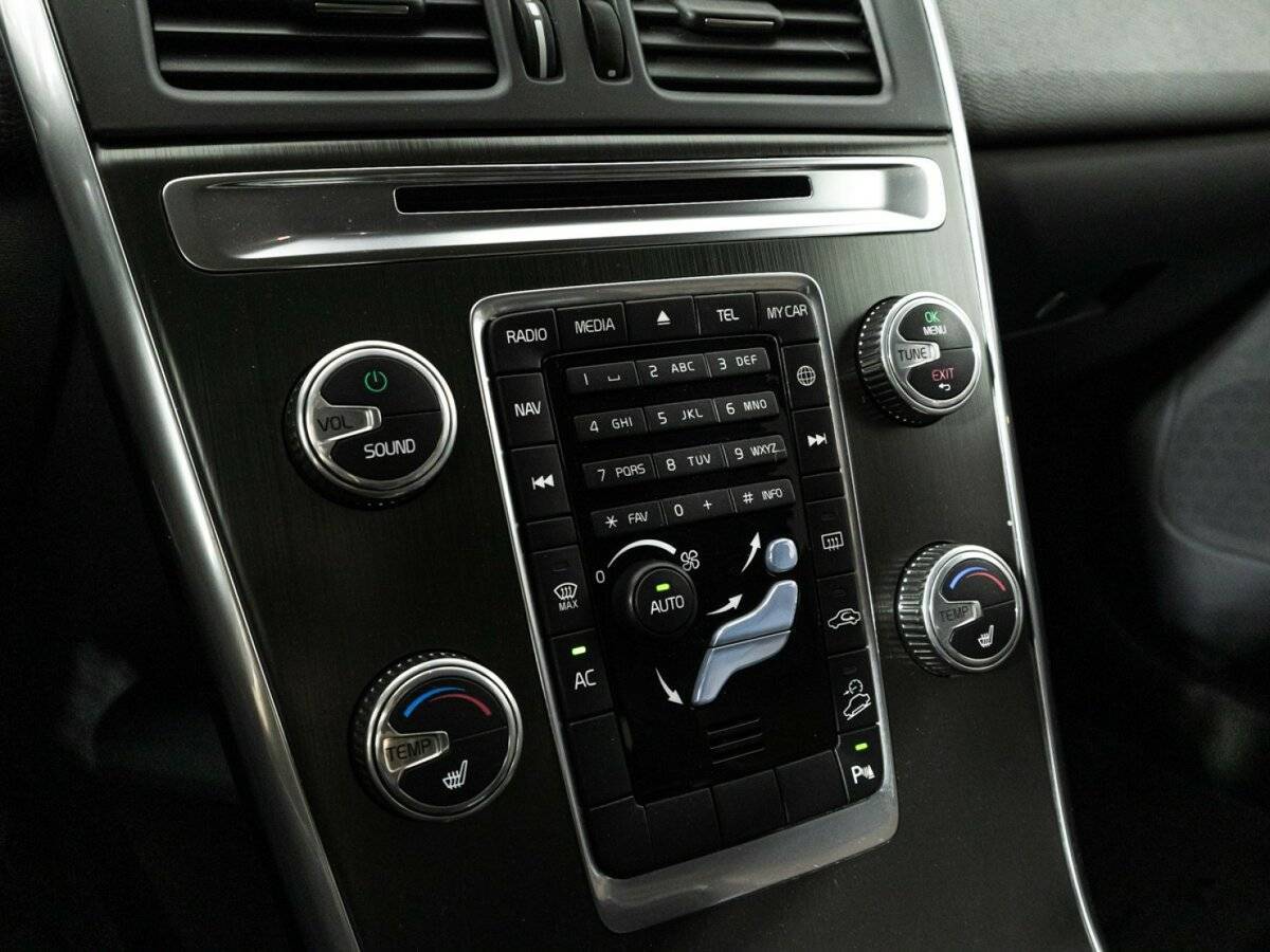 Купить Вольво ИксЦ60, 2014, 131 343 км.. Фото: #18