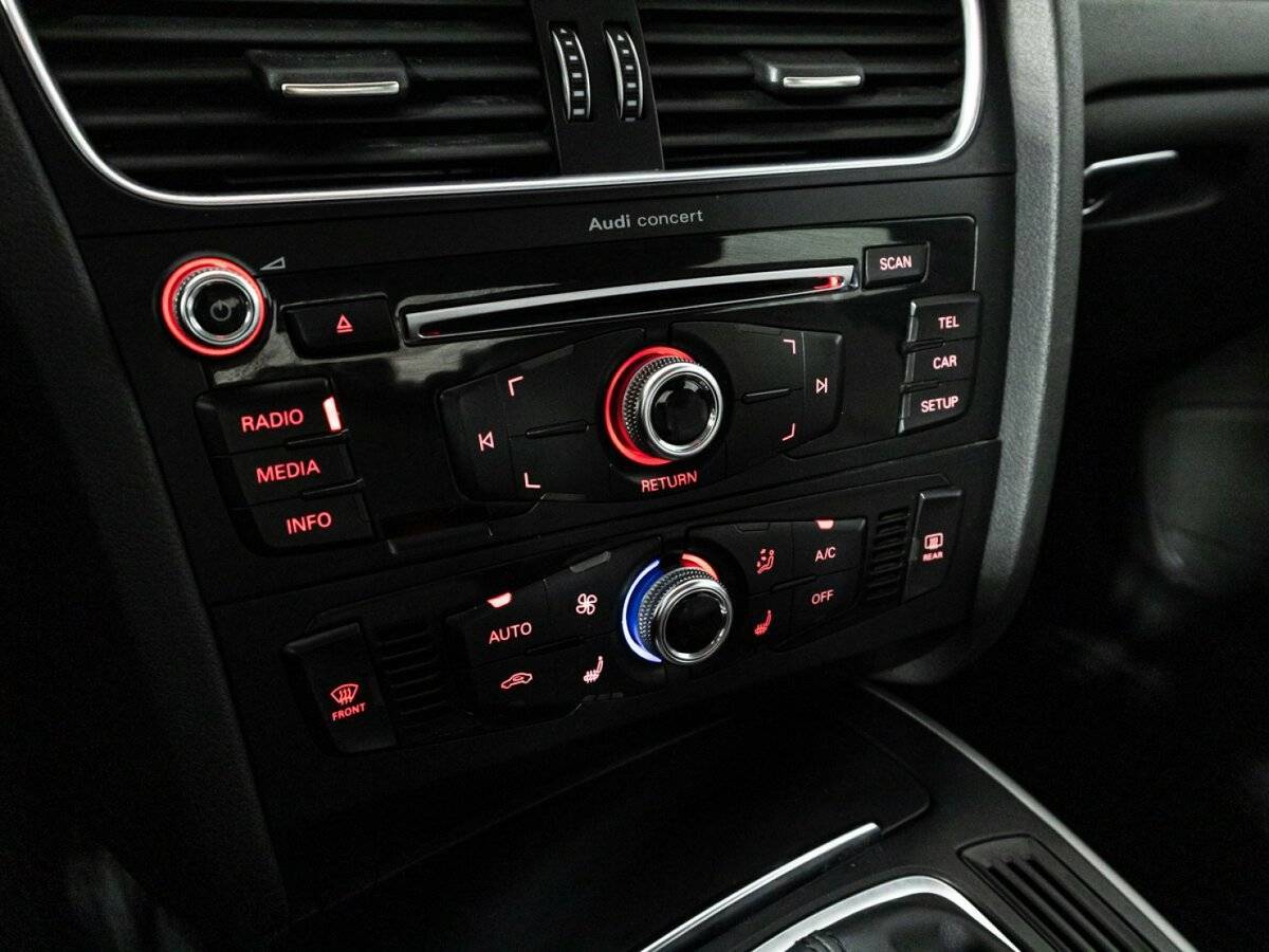 Купить Ауди А4, 2014, 135 789 км.. Фото: #15