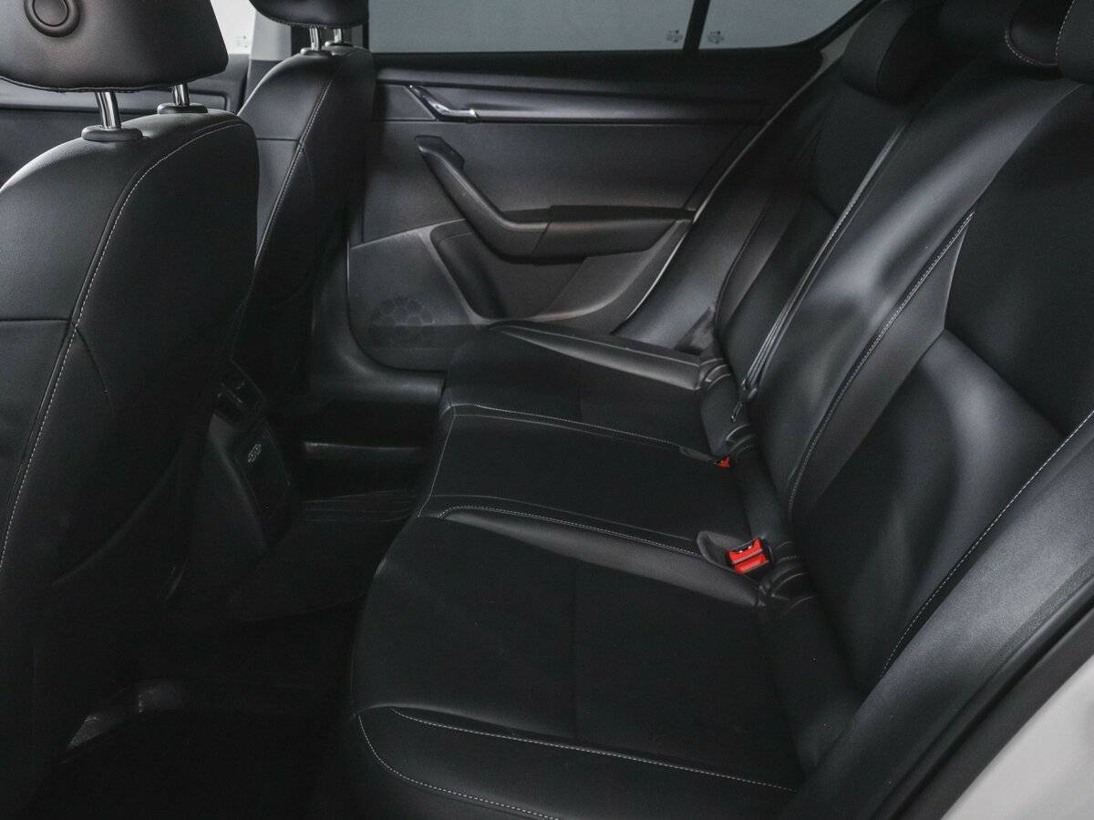 Купить Шкода Октавия, 2023, 22 000 км.. Фото: #6