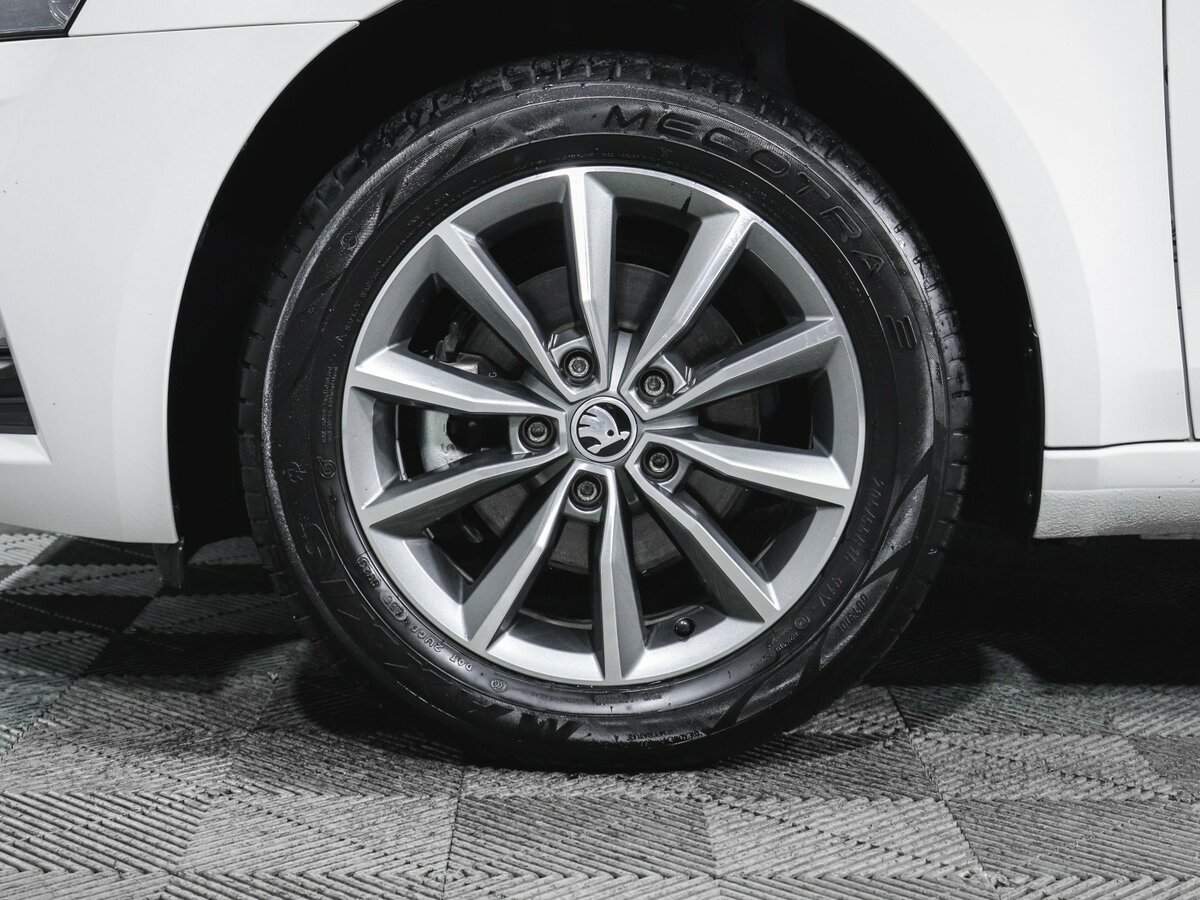 Купить Шкода Октавия, 2023, 22 000 км.. Фото: #11