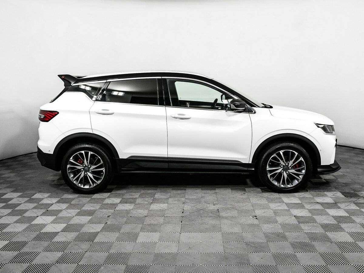 Купить Джили Кулрэй, 2023, 10 662 км.. Фото: #3