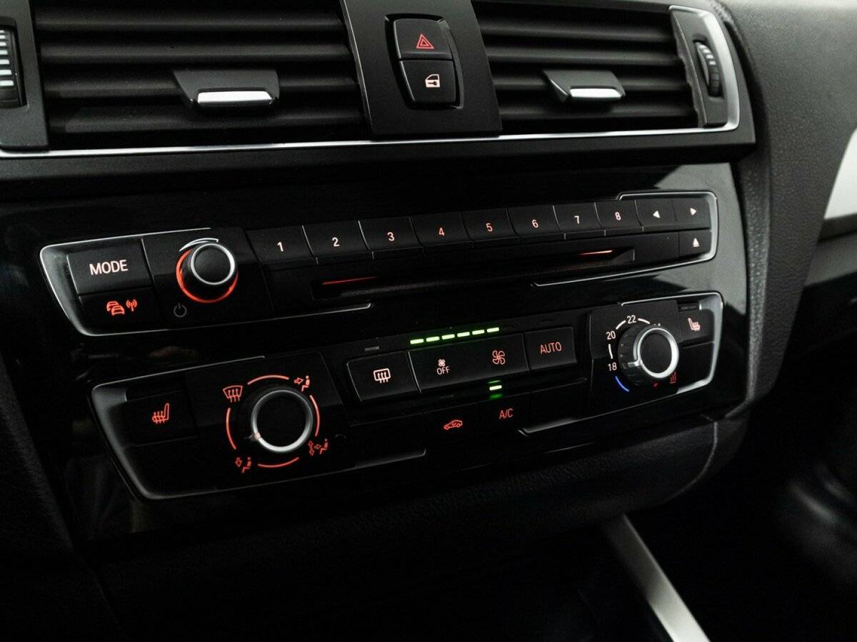 Купить БМВ 1 серии, 2017, 85 300 км.. Фото: #16