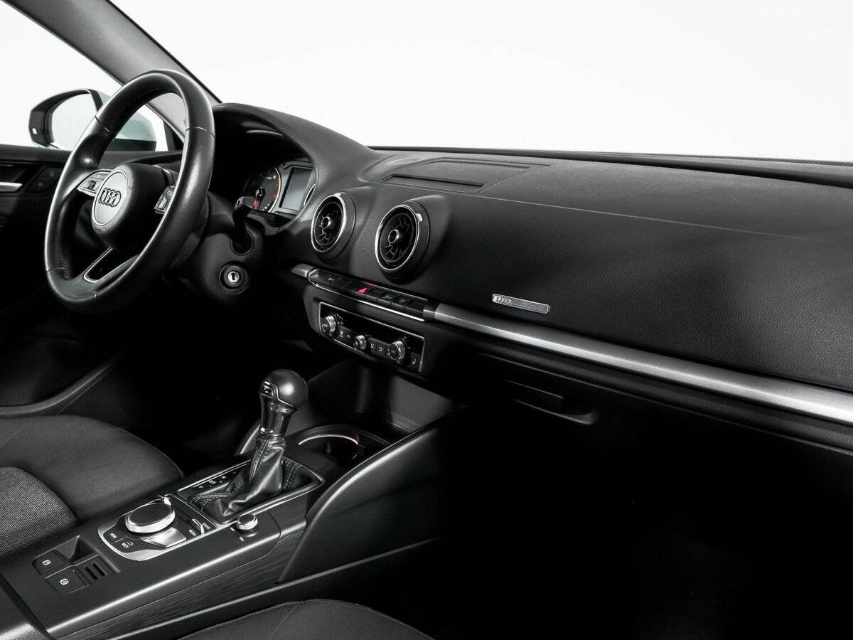 Купить Ауди А3, 2017, 81 857 км.. Фото: #8