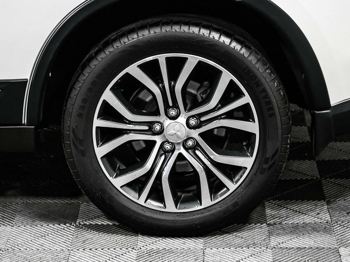 Купить Митсубиши Оутлэндер, 2017, 72 468 км.. Фото: #13