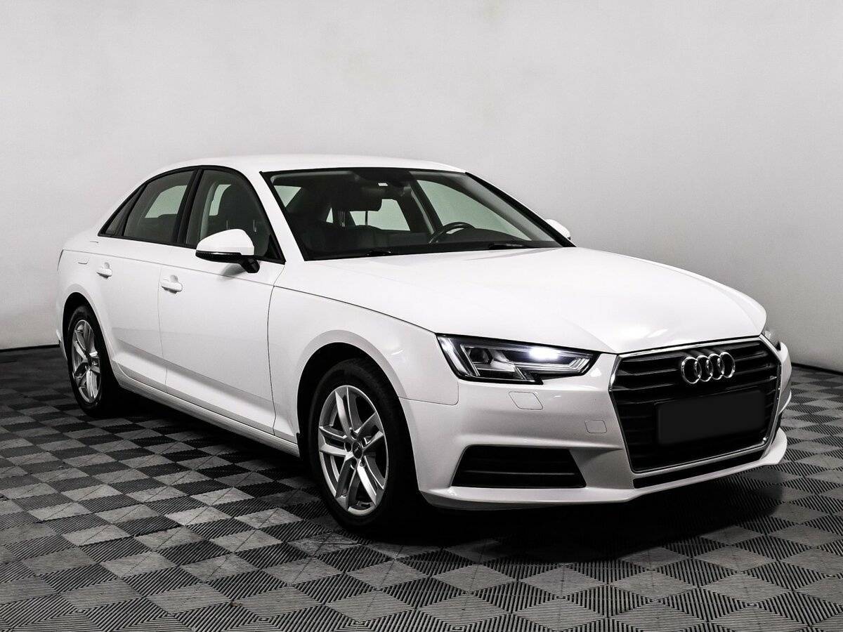 Купить Ауди А4, 2018, 105 240 км.. Фото: #2