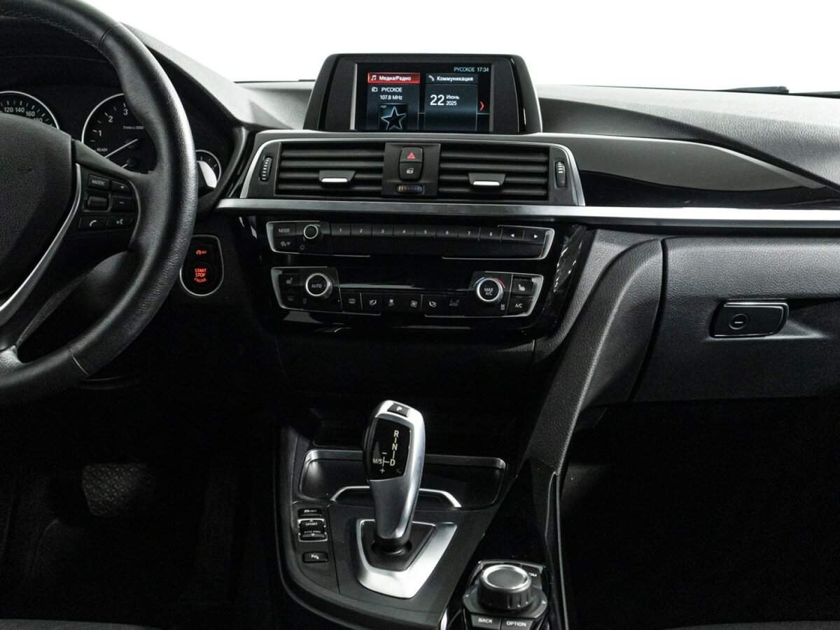 Купить БМВ 3 серии, 2017, 56 783 км.. Фото: #13