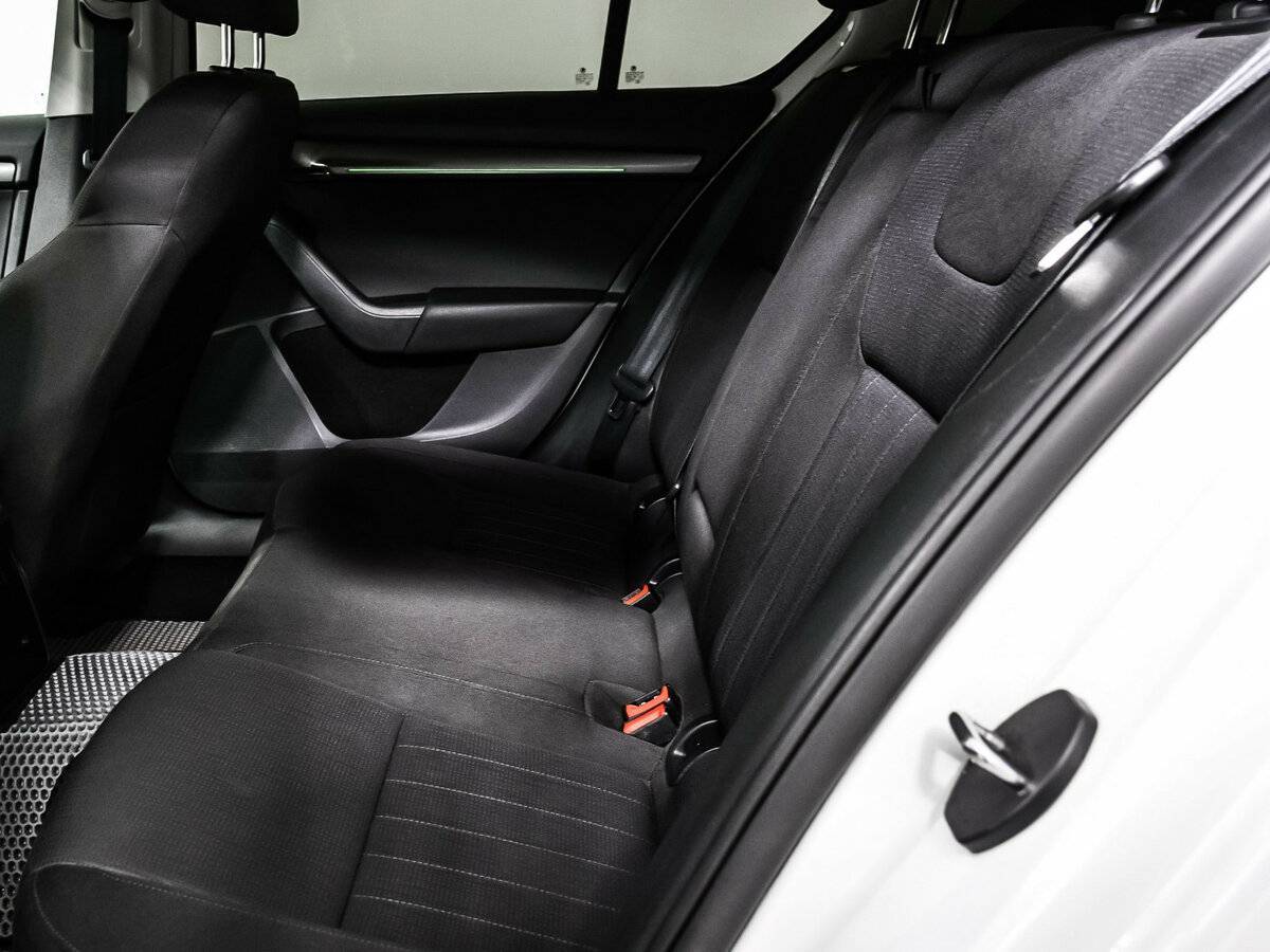 Купить Шкода Октавия, 2017, 122 578 км.. Фото: #11