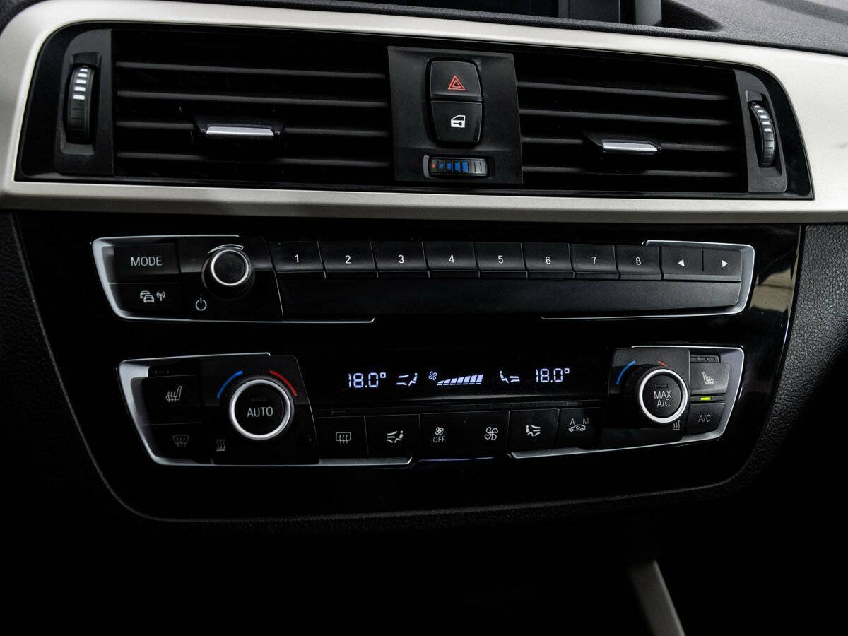 Купить БМВ 1 серии, 2017, 137 252 км.. Фото: #15